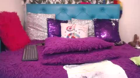 Sara Wills online show from 9, 2, 2026