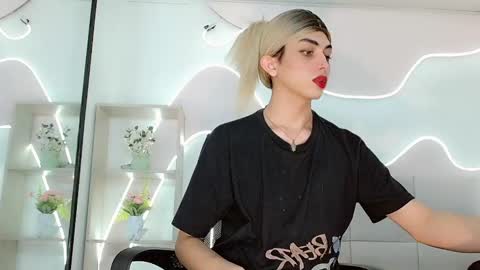 saraypiink online show from 6, 8, 2026