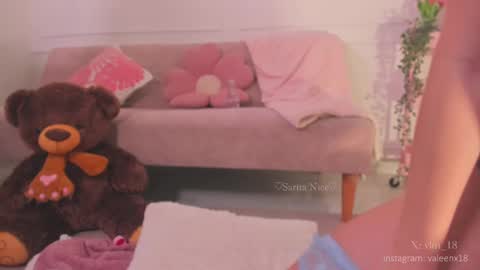 Sara  online show from 8, 3, 2025