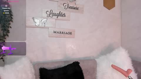 Snapshot of saritas_ chatting on 25, 1, 2025 SARA online show from 25, 1, 2025