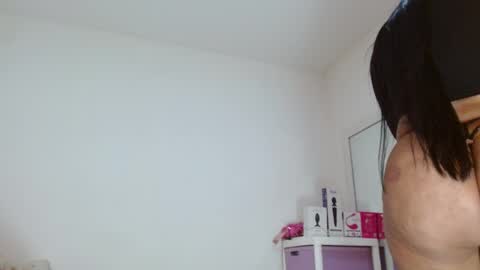 Sasha Creamy online show from 28, 3, 2026