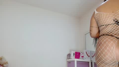 Sasha Creamy online show from 1, 7, 2026