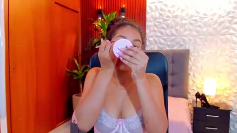 Snapshot of sasha_cum1 chatting on 6, 2, 2026 SASHA online show from 6, 2, 2026