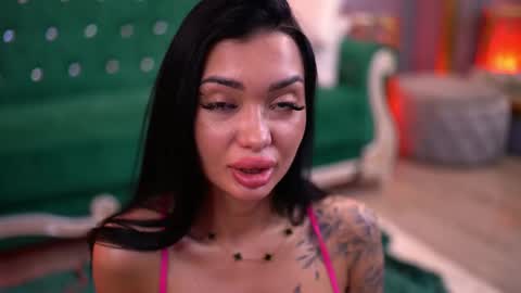 Dennise online show from 14, 2, 2025