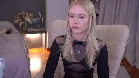 sashalore online show from 13, 4, 2026