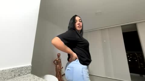 sasshamoon online show from 17, 11, 2025