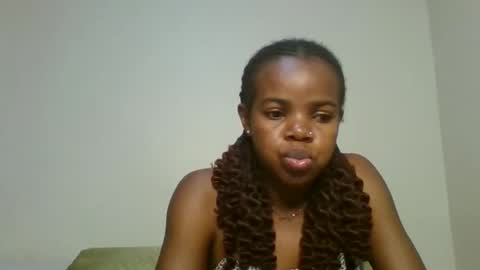 Snapshot of sassybrown26 chatting on 20, 11, 2025 sassy online show from 20, 11, 2025