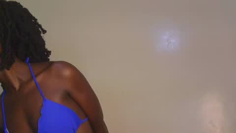 Snapshot of sassyleila chatting on 4, 7, 2026 sexxy one online show from 4, 7, 2026