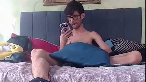 sasuke_bigcock online show from 23, 6, 2026