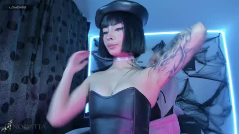    im expecting 300 thumbs up on my altar online show from 28, 10, 2025