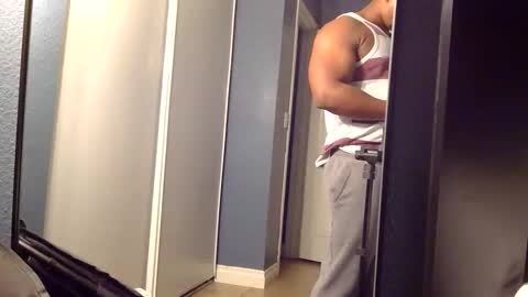 satisfaction01 online show from 16, 11, 2025