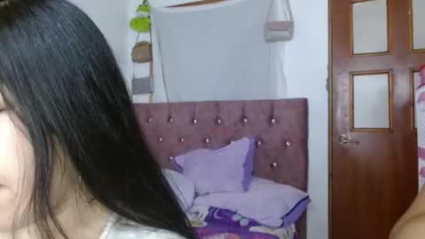 Snapshot of saturno_0 chatting on 8, 4, 2026 Dayana online show from 8, 4, 2026