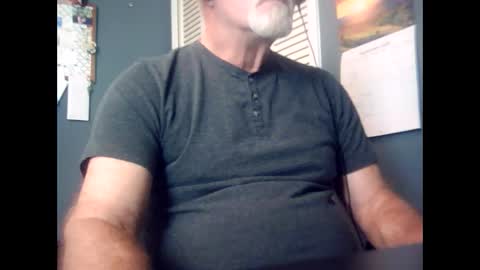 Snapshot of satyr64 chatting on 17, 9, 2025 satyr64 online show from 17, 9, 2025