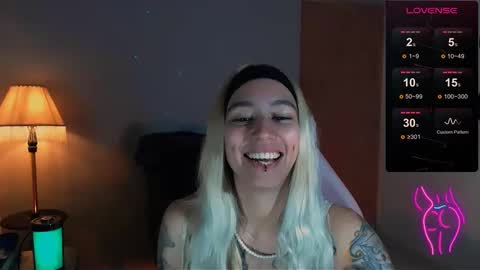 Snapshot of saucy_jenn1 chatting on 24, 12, 2024 I AM JENN online show from 24, 12, 2024