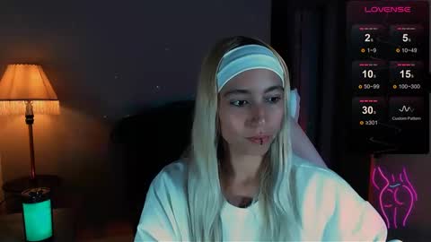 Snapshot of saucy_jenn1 chatting on 27, 12, 2024 I AM JENN online show from 27, 12, 2024