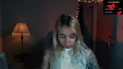 Snapshot of saucy_jenn1 chatting on 26, 1, 2025 I AM JENN online show from 26, 1, 2025