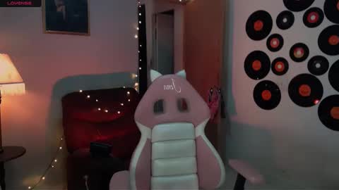 Snapshot of saucy_jenn1 chatting on 22, 2, 2025 I AM JENN online show from 22, 2, 2025