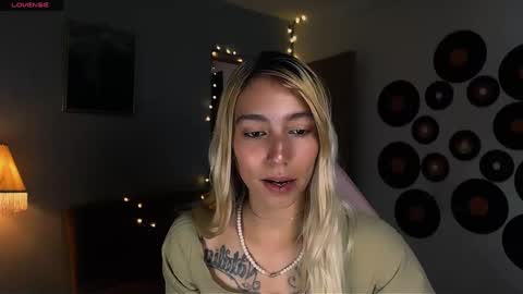 Snapshot of saucy_jenn1 chatting on 1, 3, 2025 I AM JENN online show from 1, 3, 2025