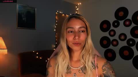 Snapshot of saucy_jenn1 chatting on 2, 3, 2025 I AM JENN online show from 2, 3, 2025