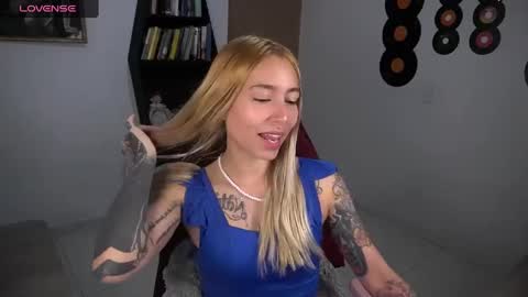 Snapshot of saucy_jenn1 chatting on 14, 9, 2025 I AM JENN online show from 14, 9, 2025