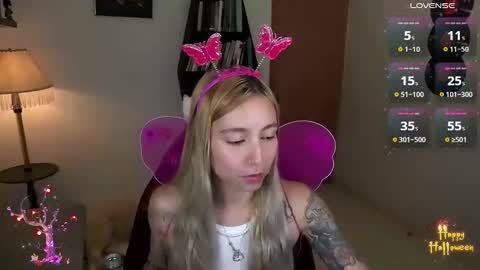 Snapshot of saucy_jenn1 chatting on 1, 11, 2025 I AM JENN online show from 1, 11, 2025