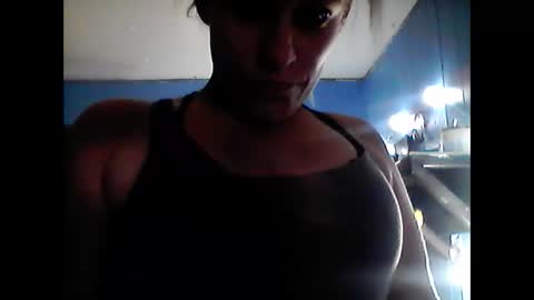 Snapshot of savage352ratchet chatting on 15, 1, 2025 Bugglove online show from 15, 1, 2025