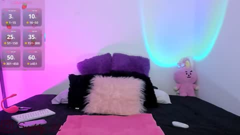 Maddy Savage online show from 30, 6, 2026