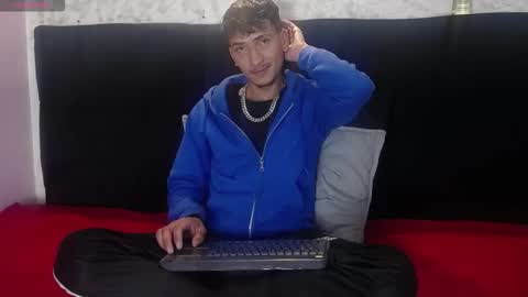 SavageLover  online show from 2, 12, 2025