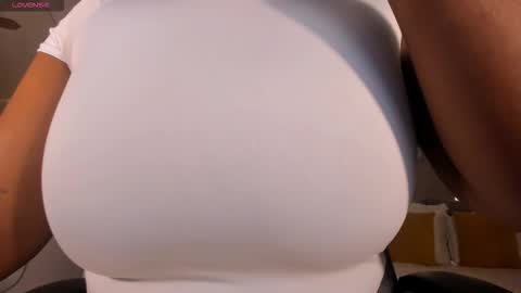 S a v a n n a h  online show from 17, 12, 2025