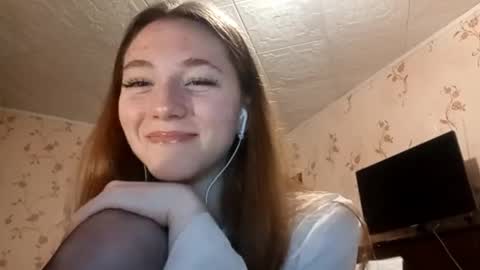 Snapshot of savannasotos chatting on 10, 9, 2025 Sophie online show from 10, 9, 2025