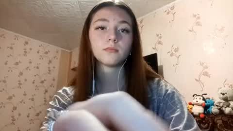 Snapshot of savannasotos chatting on 13, 9, 2025 Sophie online show from 13, 9, 2025