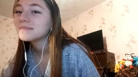 Snapshot of savannasotos chatting on 14, 9, 2025 Sophie online show from 14, 9, 2025