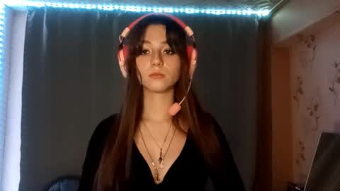 Snapshot of savannasotos chatting on 10, 10, 2025 Sophie online show from 10, 10, 2025