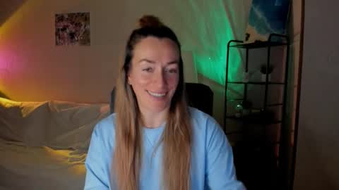 save the qween online show from 5, 12, 2025