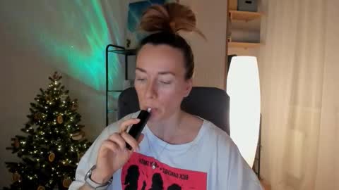 save the qween online show from 22, 12, 2025