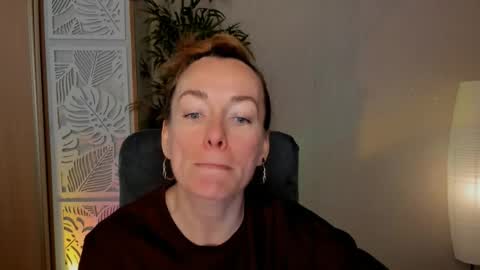 Snapshot of save_the_qween chatting on 1, 5, 2026 save the qween online show from 1, 5, 2026