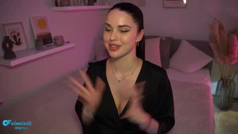 Snapshot of savvage_play chatting on 12, 2, 2025 Naomi online show from 12, 2, 2025