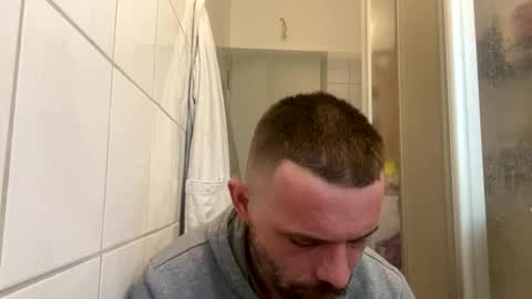 Snapshot of sawa08051989 chatting on 10, 10, 2025 chamomile online show from 10, 10, 2025