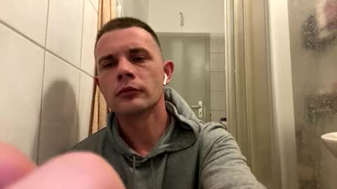 Snapshot of sawa08051989 chatting on 12, 10, 2025 chamomile online show from 12, 10, 2025