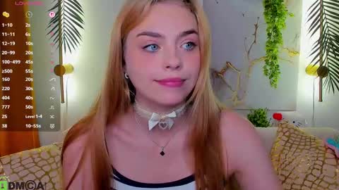 Snapshot of sayl0r_moon chatting on 11, 9, 2025 Kira GMT 7 Mon Thu-Sun 0800am-0200pm online show from 11, 9, 2025