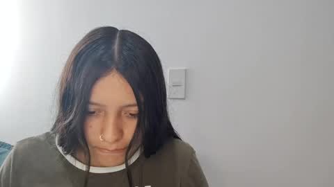 Snapshot of sayuce_black chatting on 4, 1, 2025 sayuce black online show from 4, 1, 2025