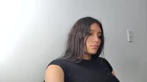 Snapshot of sayuce_black chatting on 8, 1, 2025 sayuce black online show from 8, 1, 2025