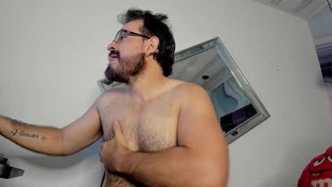 Snapshot of sbastone_muscle chatting on 6, 10, 2025 sebastian muscleman daddy the better latin lover online show from 6, 10, 2025