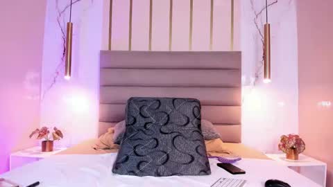 Snapshot of scarleett22 chatting on 31, 10, 2025 Scarleet online show from 31, 10, 2025