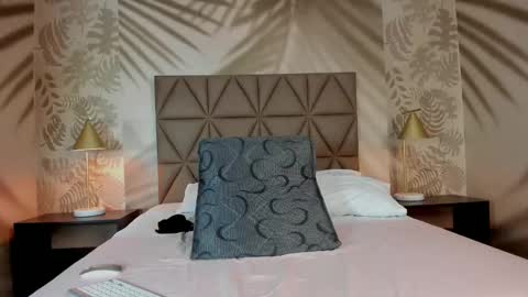 Snapshot of scarleett22 chatting on 17, 1, 2026 Scarleet online show from 17, 1, 2026