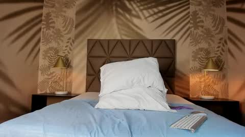 Scarleet online show from 16, 4, 2026