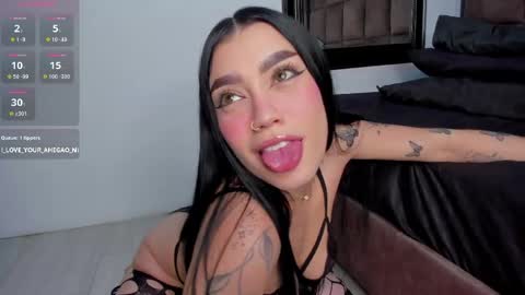 scarlet__jones_ online show from 18, 4, 2026