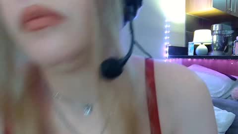 Scarlet Carnal -  online show from 15, 2, 2025