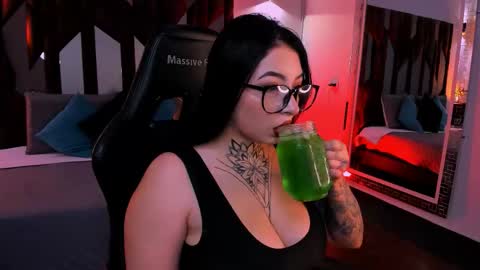 scarlet_ceretti1 online show from 24, 3, 2026