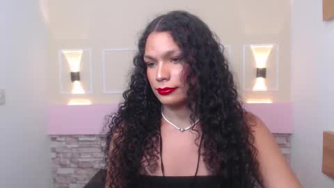 Snapshot of scarletdream4 chatting on 10, 3, 2025 Scarlet Dream online show from 10, 3, 2025